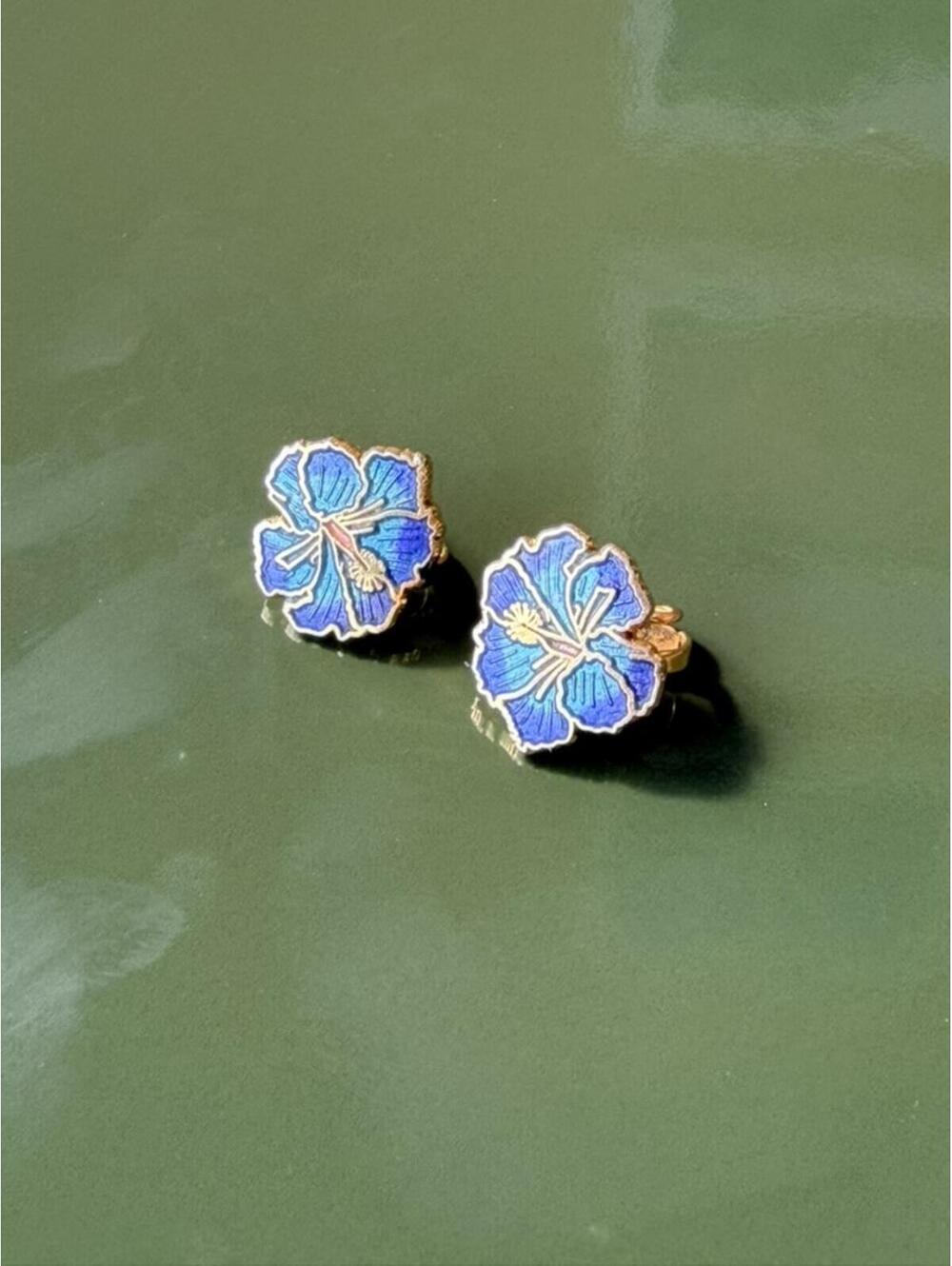 Vintage Blue Cloisonné Flower Clip Earrings